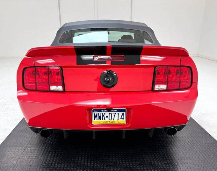 2005 Ford Mustang