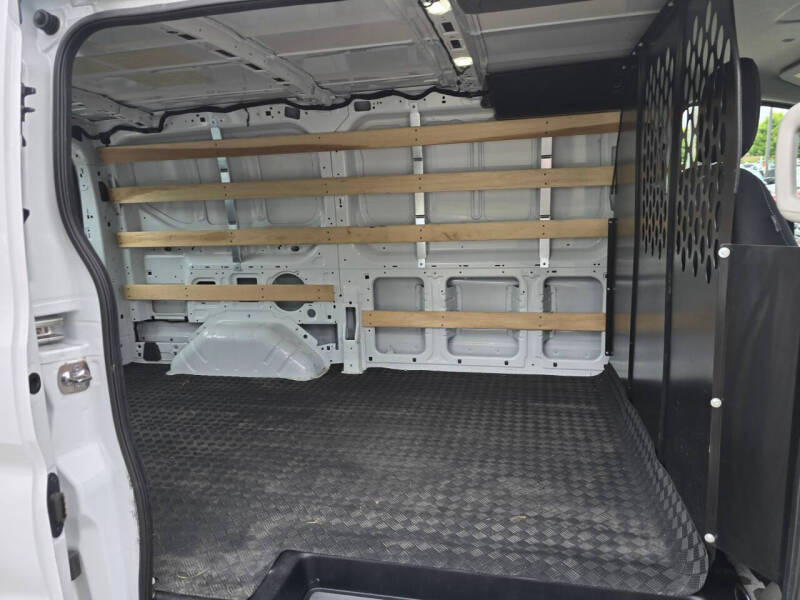 2025 Ford Transit