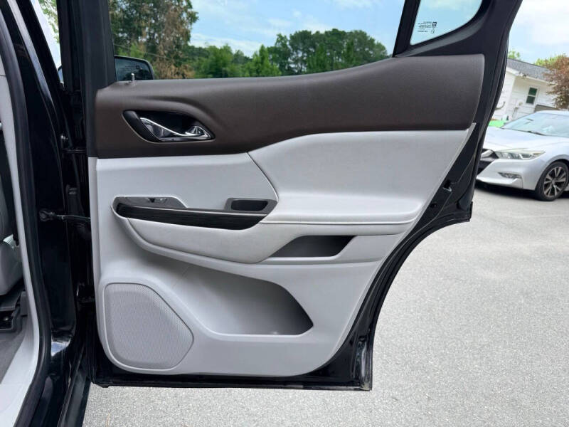 2019 GMC Acadia SLT-1
