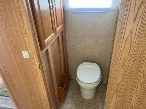 2005 Forest River WILDCAT CAMPER