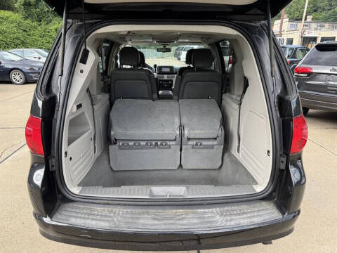 2012 Volkswagen Routan