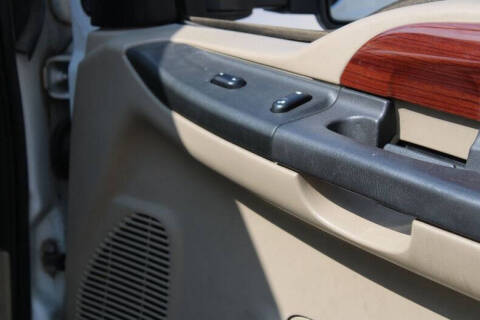 2005 Ford Excursion Eddie Bauer