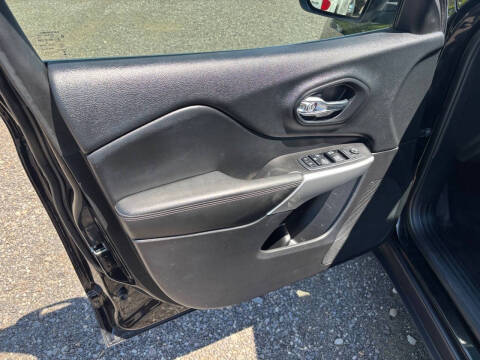 2018 Jeep Cherokee Latitude Plus