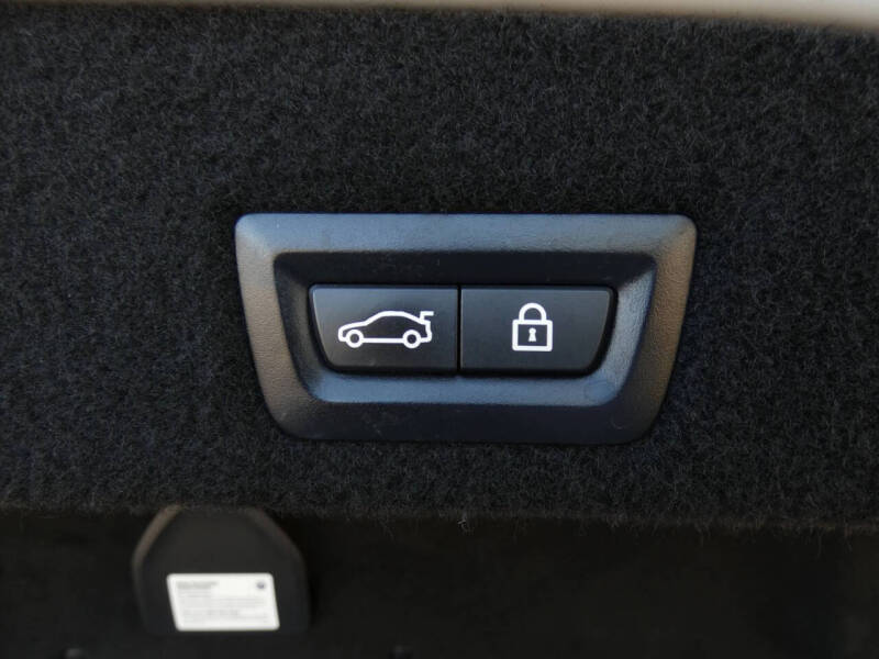 2022 BMW 7 Series 745e xDrive