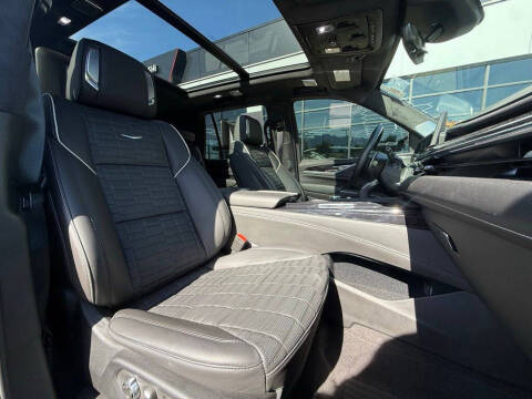 2024 Cadillac Escalade-V