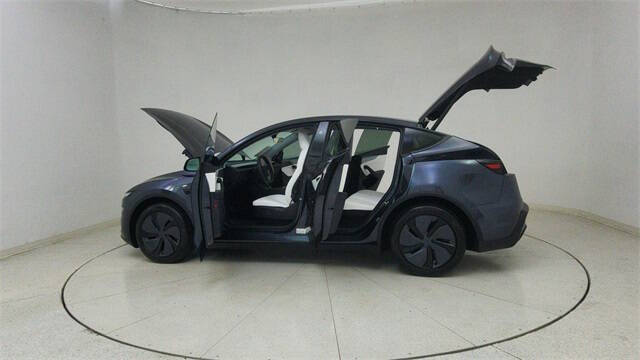 2026 Tesla Model Y Long Range