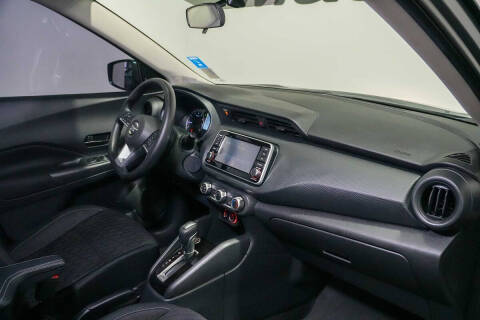2021 Nissan Kicks S