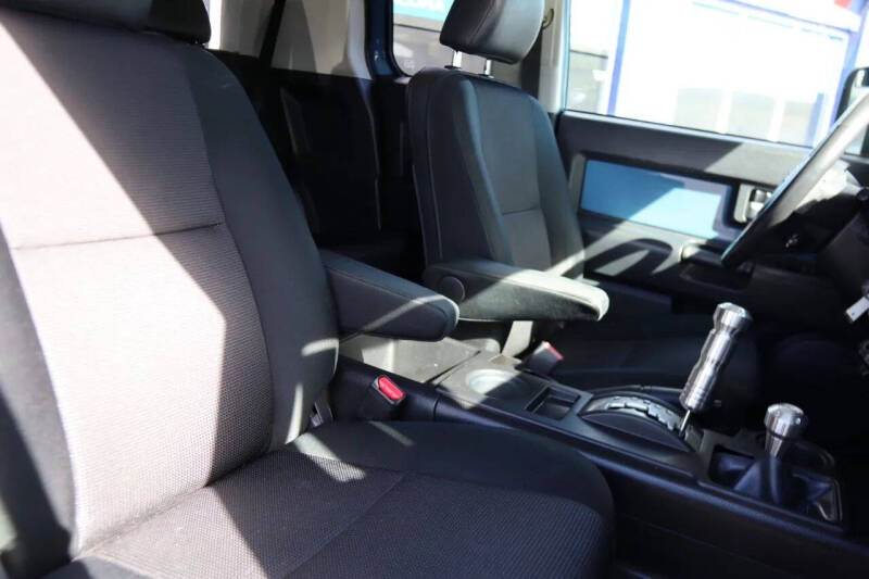 2012 Toyota FJ Cruiser