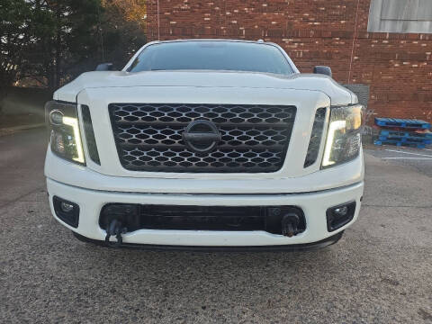 2018 Nissan Titan SV