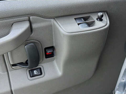 2025 GMC Savana 2500