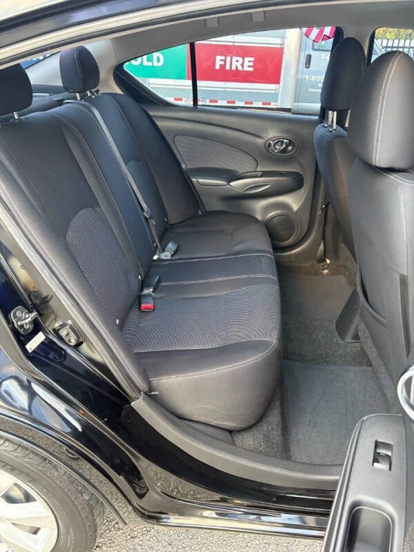 2014 Nissan Versa 1.6 SV