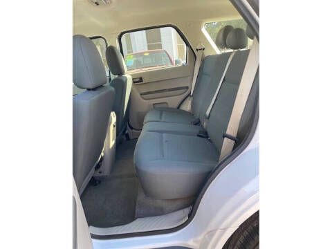 2011 Ford Escape XLS