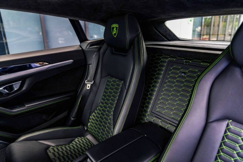 2019 Lamborghini Urus