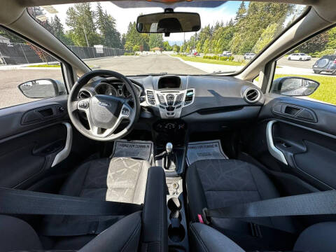 2013 Ford Fiesta SE