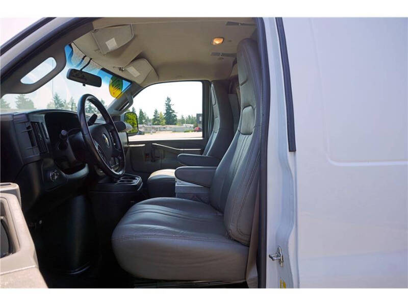 2021 Chevrolet Express 3500