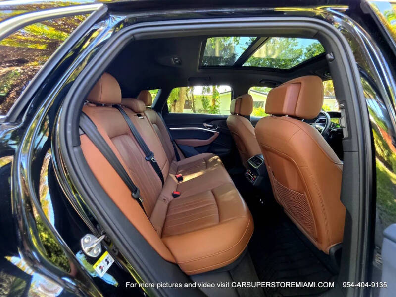 2019 Audi e-tron quattro Premium Plus