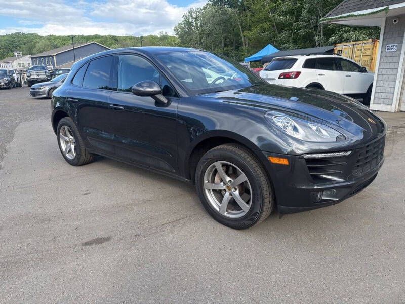 2017 Porsche Macan