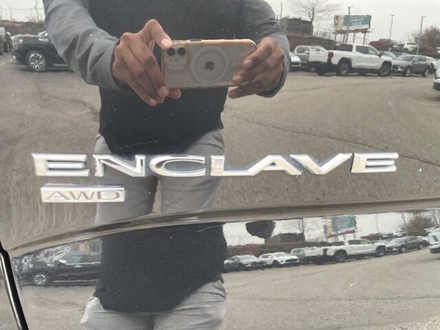 2020 Buick Enclave Essence