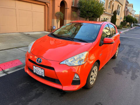2013 Toyota Prius c One