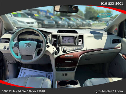 2011 Toyota Sienna
