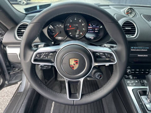 2025 Porsche 718 Cayman