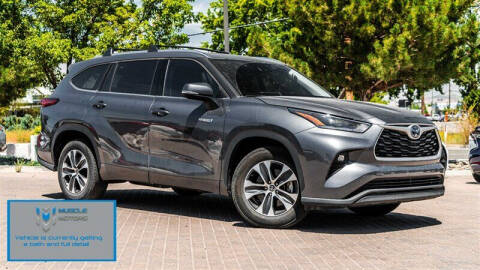 2021 Toyota Highlander Hybrid for sale at MUSCLE MOTORS AUTO SALES INC in Reno NV