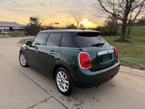 2015 MINI Hardtop 4 Door Cooper
