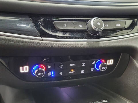 2022 Buick Enclave Premium