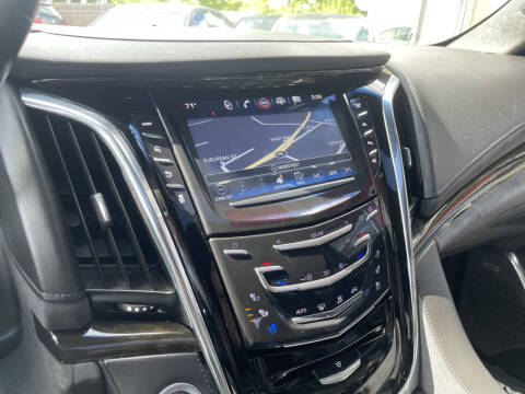 2018 Cadillac Escalade Platinum
