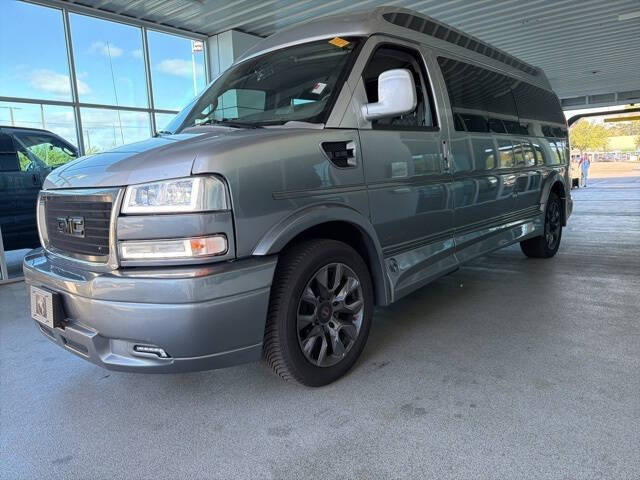 2025 GMC Savana 2500