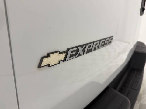 2021 Chevrolet Express 2500