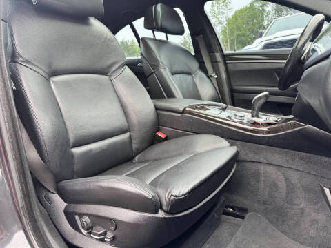 2012 BMW 5 Series 550i