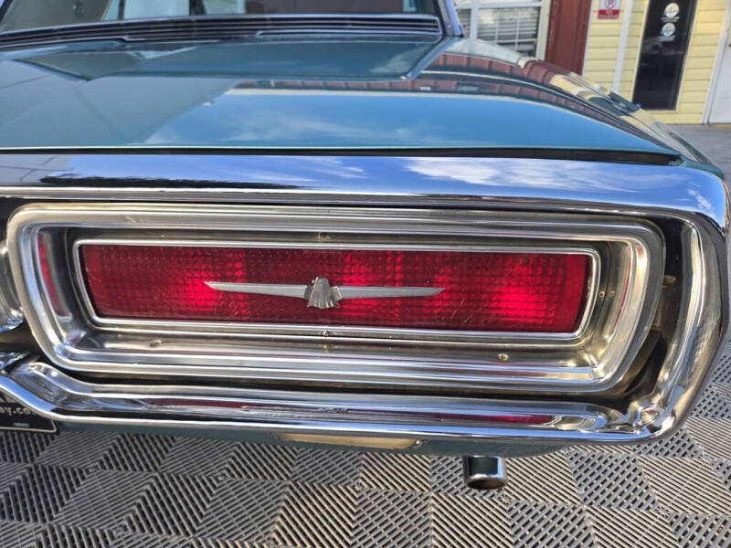 1964 Ford Thunderbird