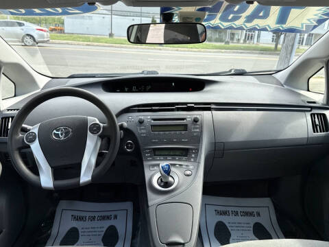 2010 Toyota Prius III