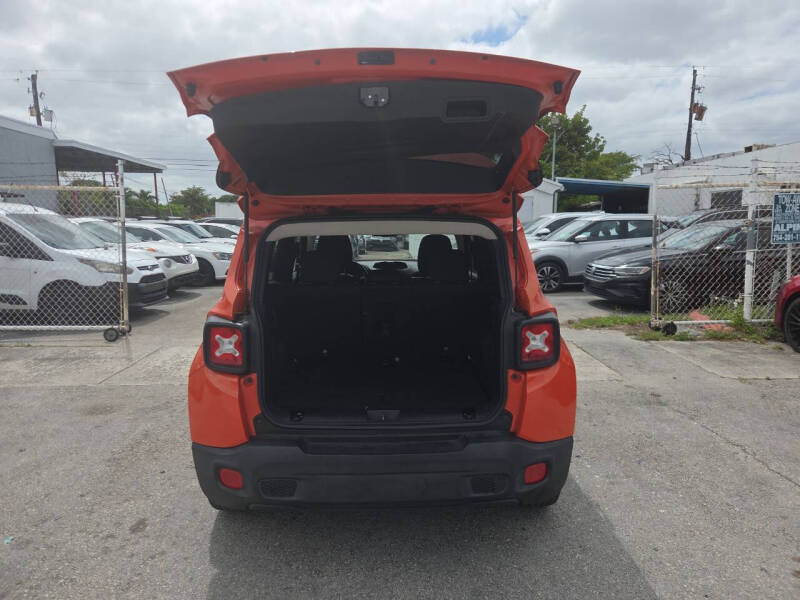 2016 Jeep Renegade Latitude