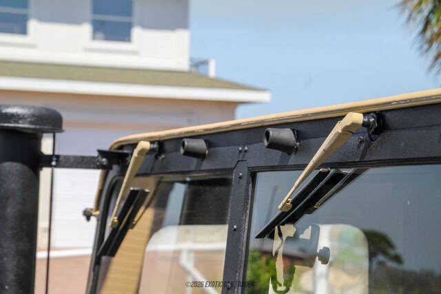 2014 AM General Hummer