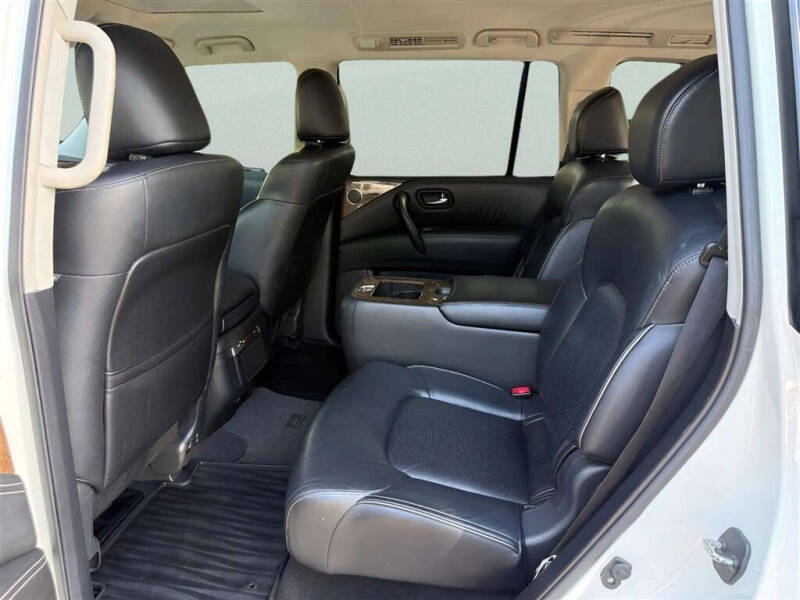 2017 Infiniti QX80