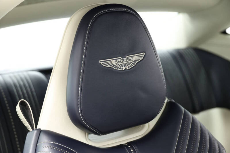 2019 Aston Martin DB11 V8