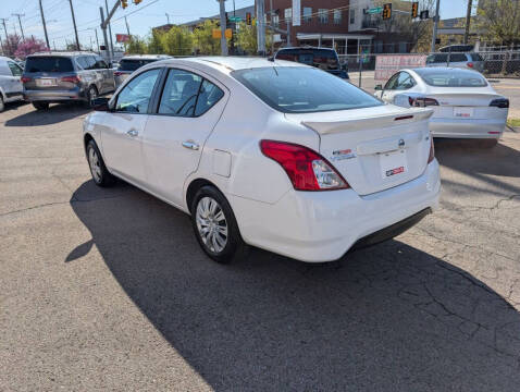 2018 Nissan Versa