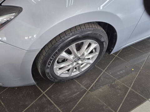 2017 Mazda MAZDA3 Sport