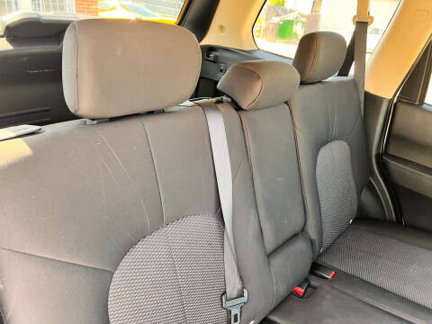 2011 Mitsubishi Endeavor LS