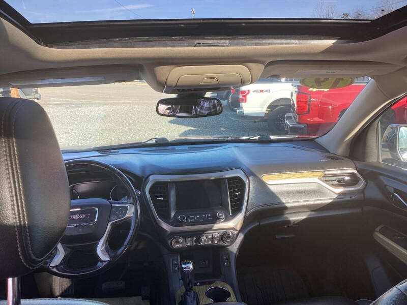 2019 GMC Acadia Denali