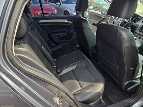 2015 Volkswagen Golf TDI S