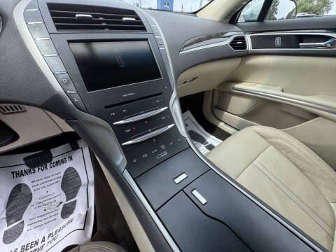 2014 Lincoln MKZ Hybrid