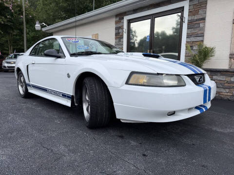 2004 Ford Mustang
