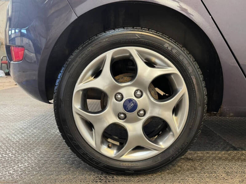 2012 Ford Fiesta SES