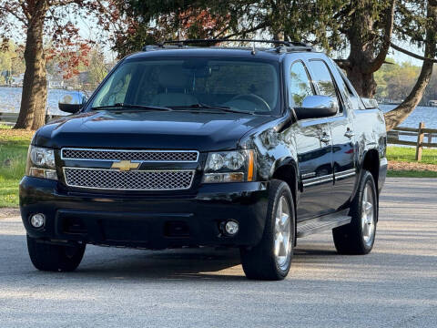 2013 Chevrolet Avalanche LT Black Diamond