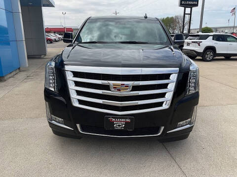 2019 Cadillac Escalade Luxury