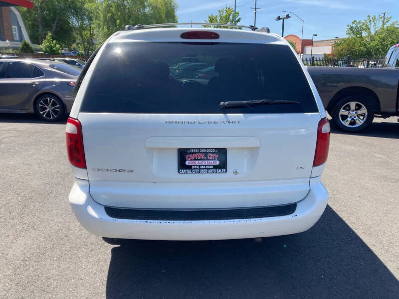 2002 Dodge Grand Caravan eX