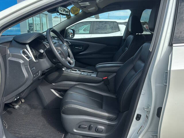 2023 Nissan Murano SV